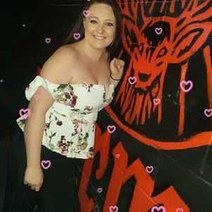 Meet your Posher, Debra